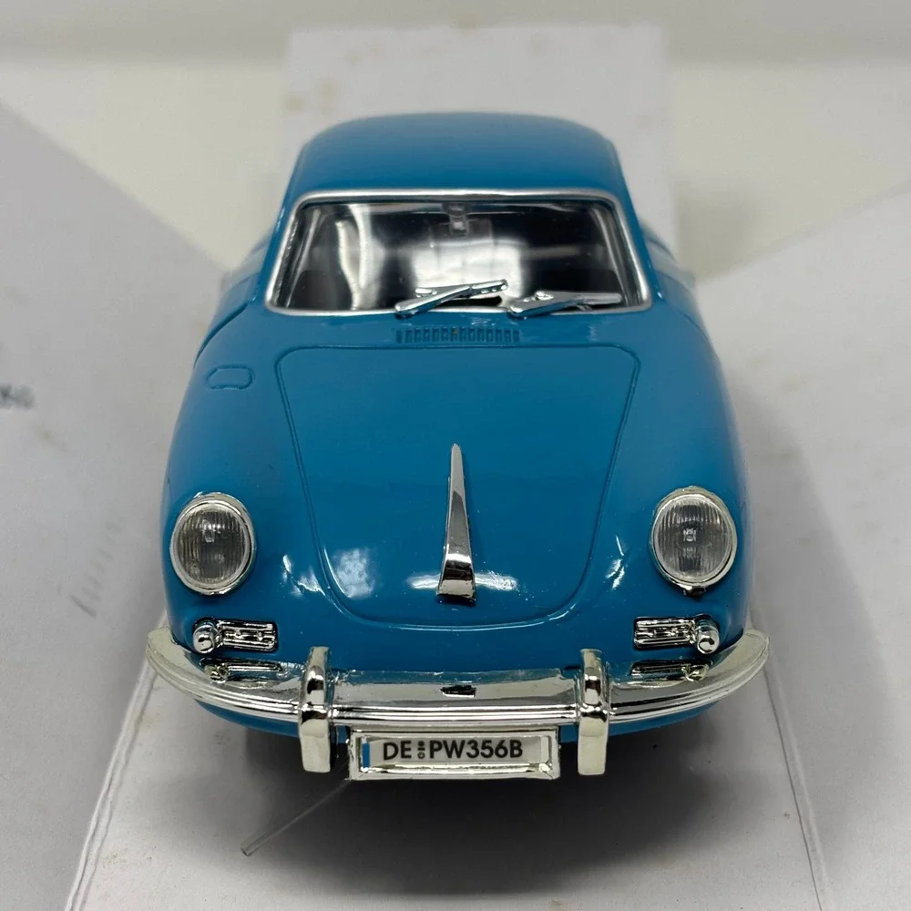 Porsche 356B Blue 1:24 Diecast American Mint Premium Edition